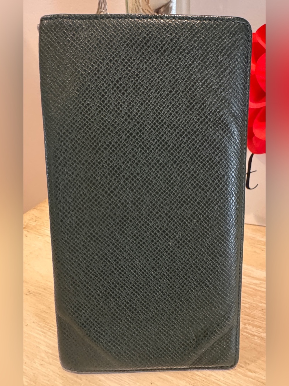 Dark green Textured Leather Vertical Wallet - Classic Organizer